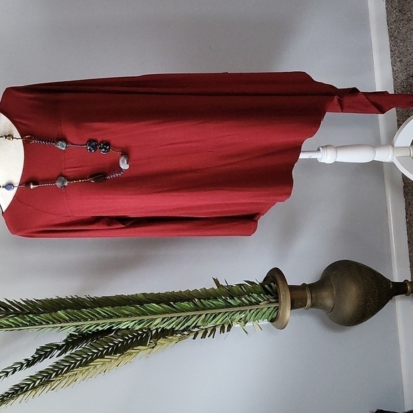 Roaman's asymmetrical dark red dramatic sleeve tunic - Picture 1 of 12